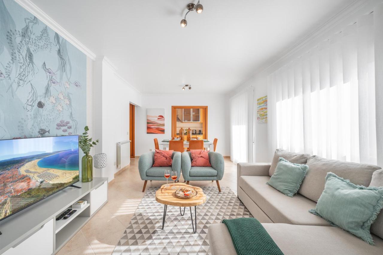 Ocean Getaway - Private Parking And Sea View Apartment นาซาเร ภายนอก รูปภาพ